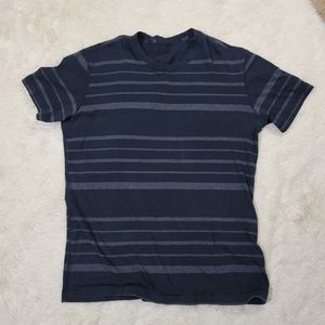 Lululemon 5 Year Crew Neck Basic Mens Tee Black and Gray Stripes size XL
